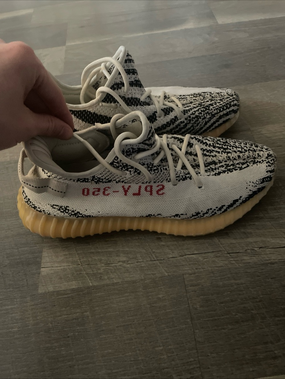 Yeezy Zebra Adidas Boost 350 V2 2017 Size 11 - Picture 2 of 7